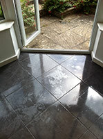 New black ceramic floor in Merrow (Guildford)